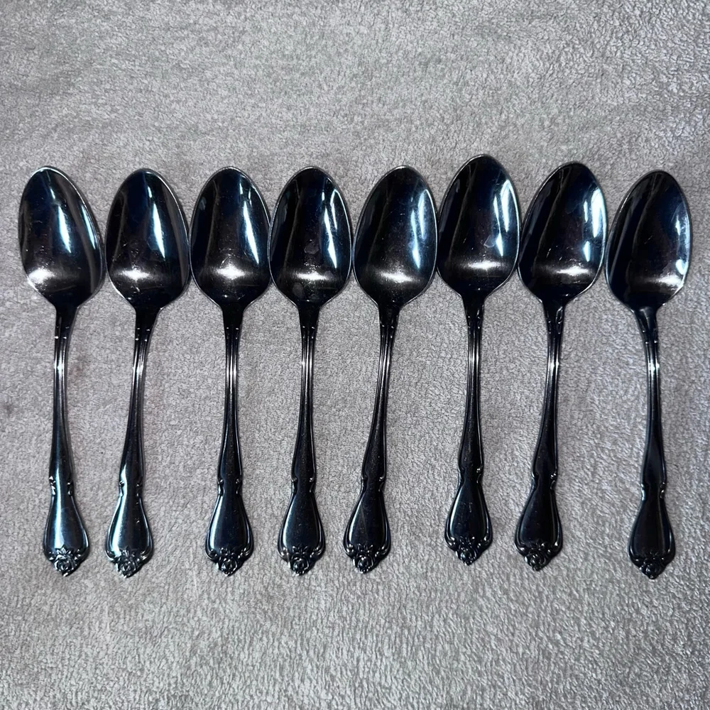 Oneida Arbor Rose Stainless True Rose 1881 Rogers Ltd Silverware Flatware Spoons